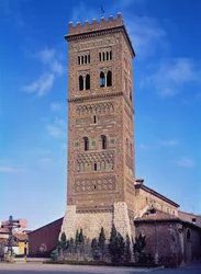 Blick auf den Turm der Kirche San Martin
